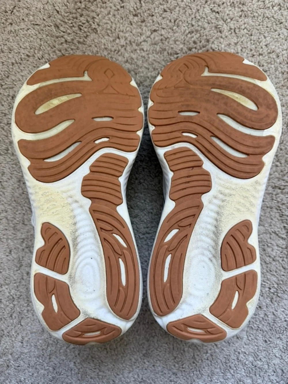 Brooks Glycerin 22 Running Shoes Womens 10 B White Silver Gum 1204341B135